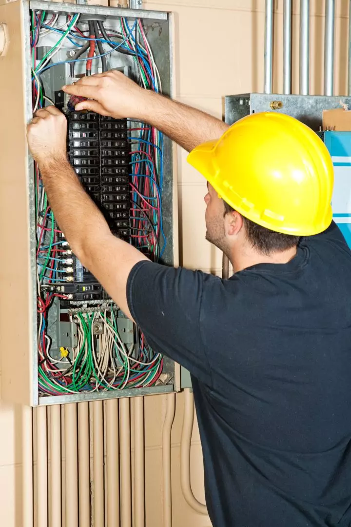 Commercial Electrical Work Tonbridge Sevenoaks Paddock Wood